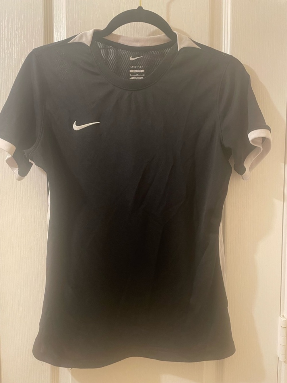 Nike Black and White Women's Athletic Jersey Top